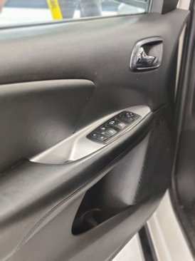 Used 2018 Dodge Journey SE w/ Blacktop Package image 21
