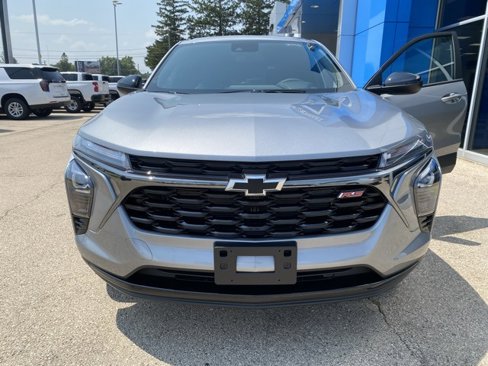 New 2025 Chevrolet Trax RS w/ Sunroof Package image 8