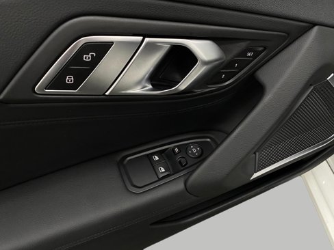 Certified 2022 BMW Z4 sDrive30i w/ Convenience Package image 28