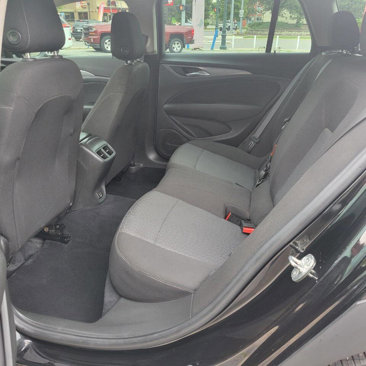 Used 2019 Buick Regal Preferred w/ Sights and Sounds Package image 11