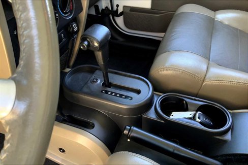 Used 2010 Jeep Wrangler Unlimited Sahara w/ Dual Top Group image 15