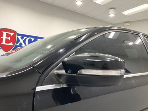 Used 2017 Volkswagen Jetta SE image 17