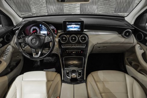 Used 2016 Mercedes-Benz GLC 300 w/ Premium Package image 15