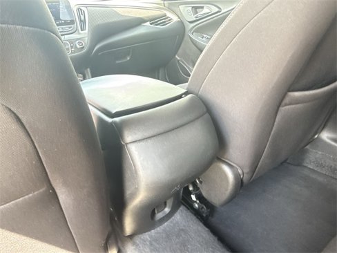 Used 2024 Chevrolet Malibu LS image 20