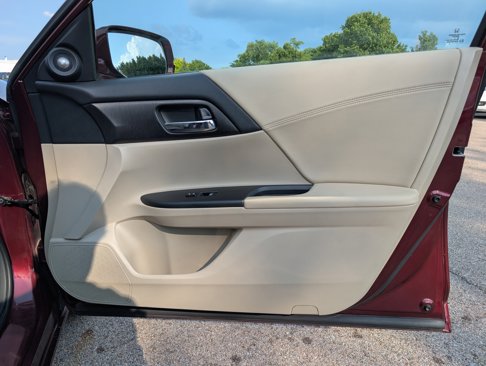Used 2013 Honda Accord EX-L image 30