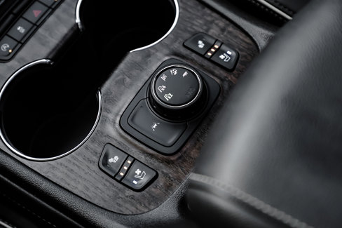 Certified 2023 GMC Acadia Denali w/ Denali Ultimate Package image 35