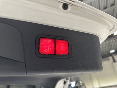 Certified 2022 Mercedes-Benz GLC 300 4MATIC image 17