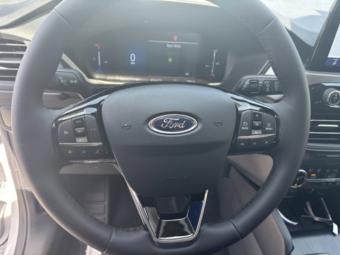 New 2025 Ford Escape Active image 8