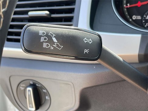 Used 2021 Volkswagen Atlas SE image 18