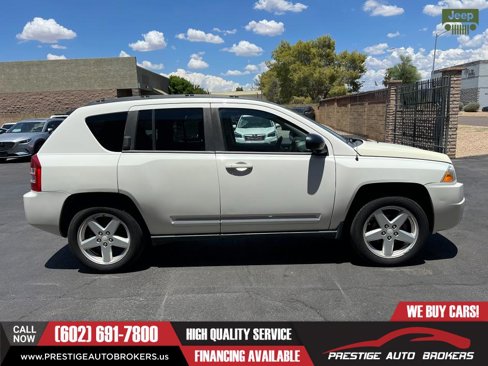 Used 2010 Jeep Compass Limited image 9
