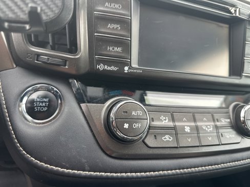 Used 2015 Toyota RAV4 Limited image 4