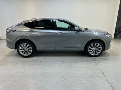 New 2025 Buick Envista Avenir image 9