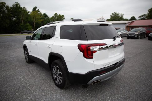 Used 2023 GMC Acadia SLT image 5