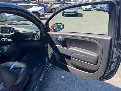 Used 2018 FIAT 500 e w/ Esport Package image 30