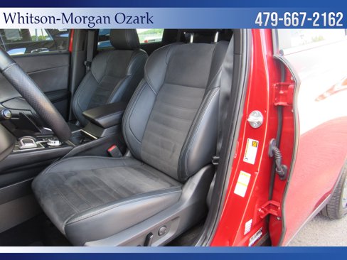 Used 2023 Mitsubishi Outlander SE image 16