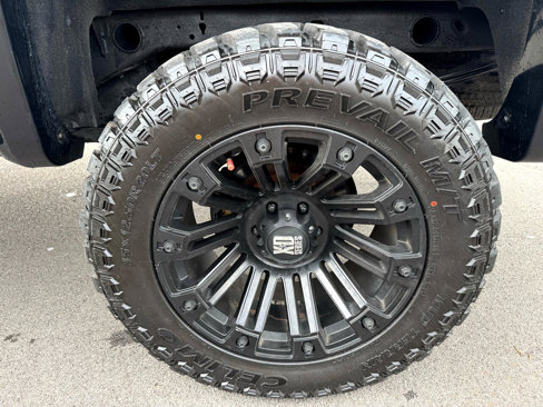 Used 2015 Chevrolet Silverado 1500 LT w/ LT Convenience Package image 12