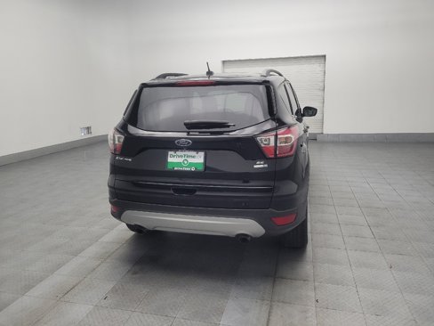 Used 2018 Ford Escape SE image 7