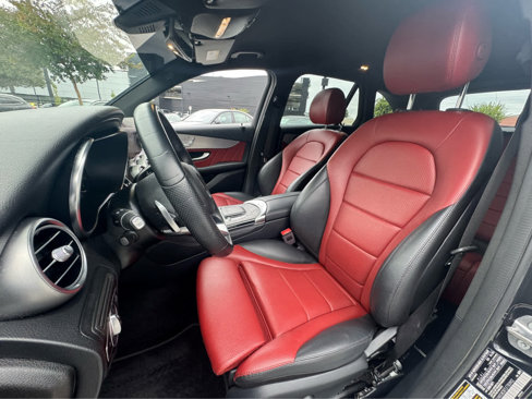 Used 2020 Mercedes-Benz GLC 300 w/ AMG Line image 8
