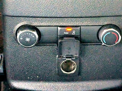 Used 2018 Ford Explorer XLT w/ Equipment Group 202A image 27