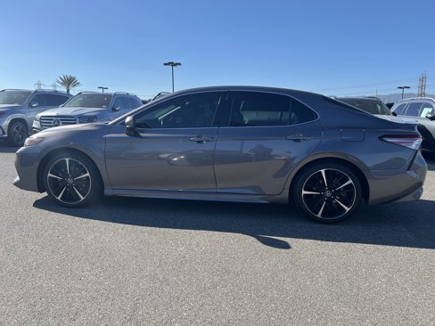 Used 2018 Toyota Camry XSE image 5