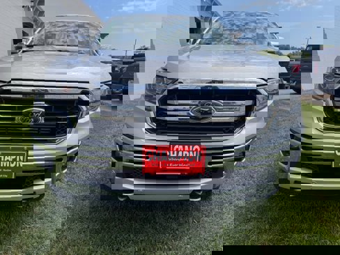 Used 2019 Ford Ranger Lariat w/ Equipment Group 501A Mid image 3