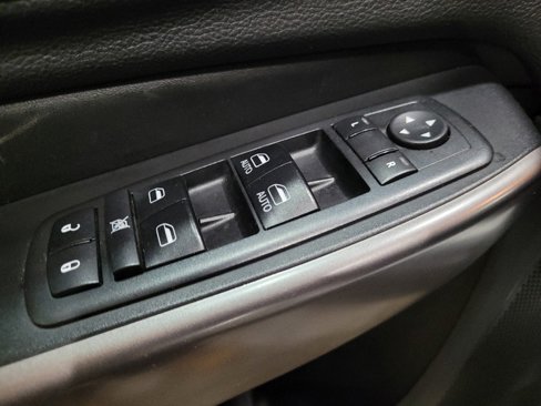 Used 2019 Jeep Cherokee Latitude Plus image 27