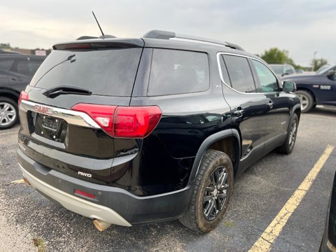 Used 2019 GMC Acadia SLT image 2