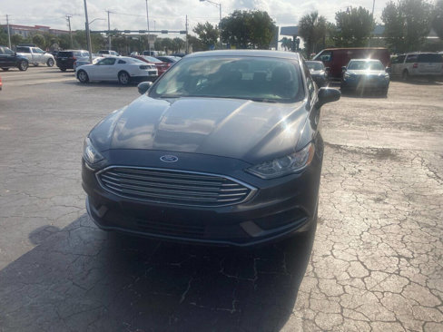 Used 2018 Ford Fusion SE image 5