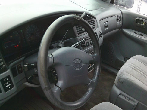 Used 2002 Toyota Sienna XLE image 6
