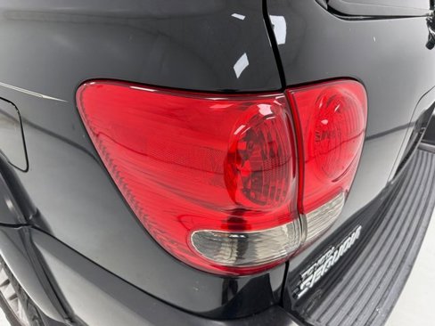 Used 2006 Toyota Sequoia Limited image 8