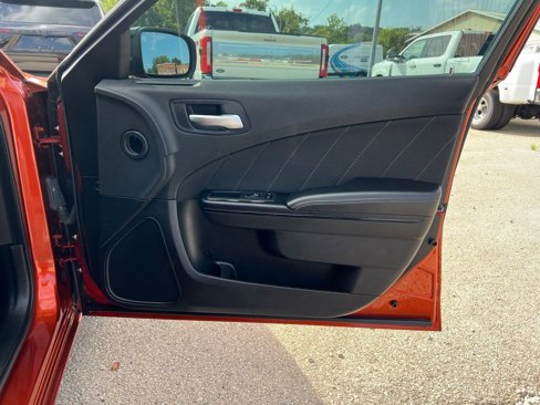 Used 2020 Dodge Charger SXT w/ Blacktop Package image 21