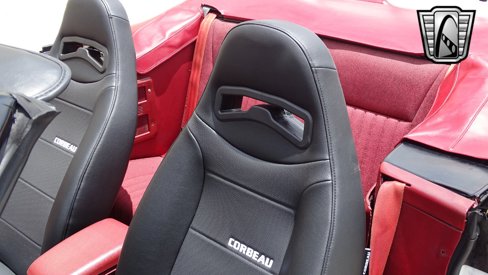 Used 1992 Ford Mustang LX image 24