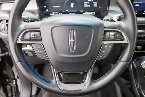 Used 2022 Lincoln Nautilus Reserve w/ Monochromatic Package image 14
