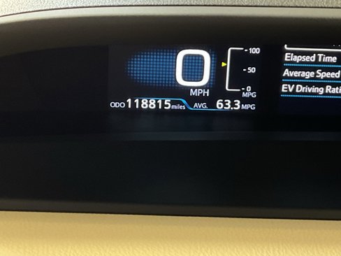 Used 2017 Toyota Prius Two image 39
