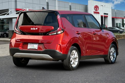 Used 2023 Kia Soul LX w/ LX Technology Package image 4