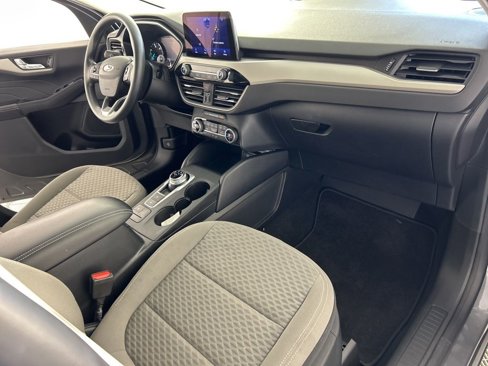 Used 2021 Ford Escape SE image 28