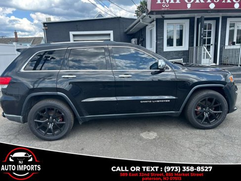 Used 2014 Jeep Grand Cherokee Limited w/ Trailer Tow Group IV image 3