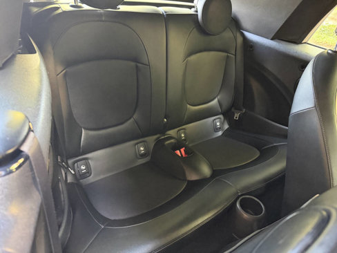 Used 2016 MINI Cooper Convertible image 14