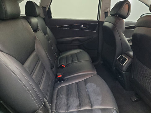 Used 2016 Kia Sorento EX image 19