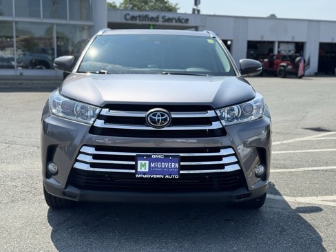 Used 2018 Toyota Highlander Limited image 10