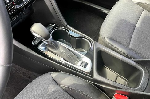 Used 2022 Buick Encore GX Select w/ Sport Touring Package image 16