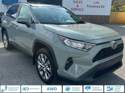 Used 2021 Toyota RAV4 XLE Premium image 1