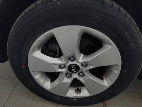 Used 2019 Kia Soul w/ Convenience Package image 31