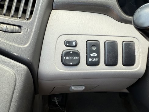 Used 2003 Toyota Highlander 2WD V6 image 22