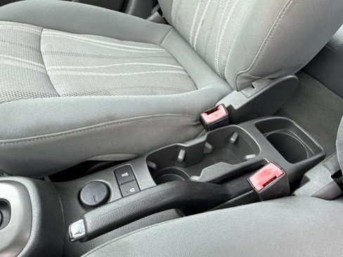 Used 2013 Chevrolet Sonic LT image 20