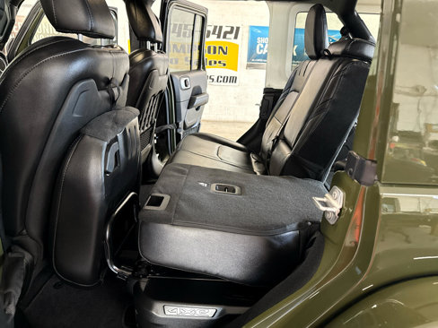 Used 2022 Jeep Wrangler Unlimited Rubicon 4xe w/ Steel Bumper Group image 39