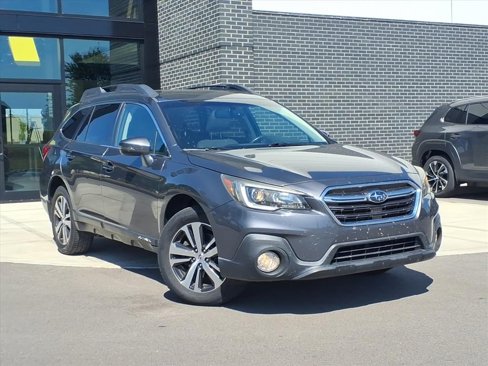 Used 2018 Subaru Outback 2.5i Limited image 1