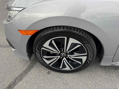 Used 2018 Honda Civic EX-T image 14