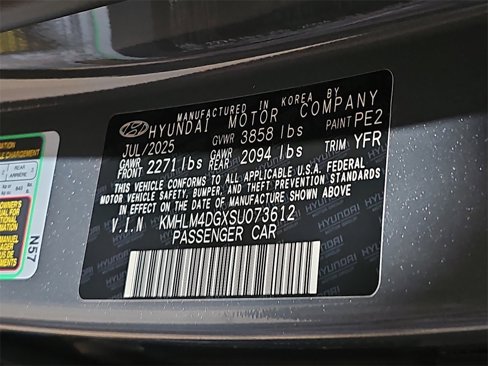 New 2025 Hyundai Elantra Sport image 33