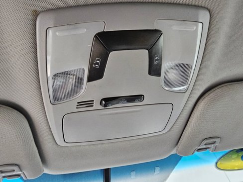 Used 2015 Toyota Sienna LE image 13